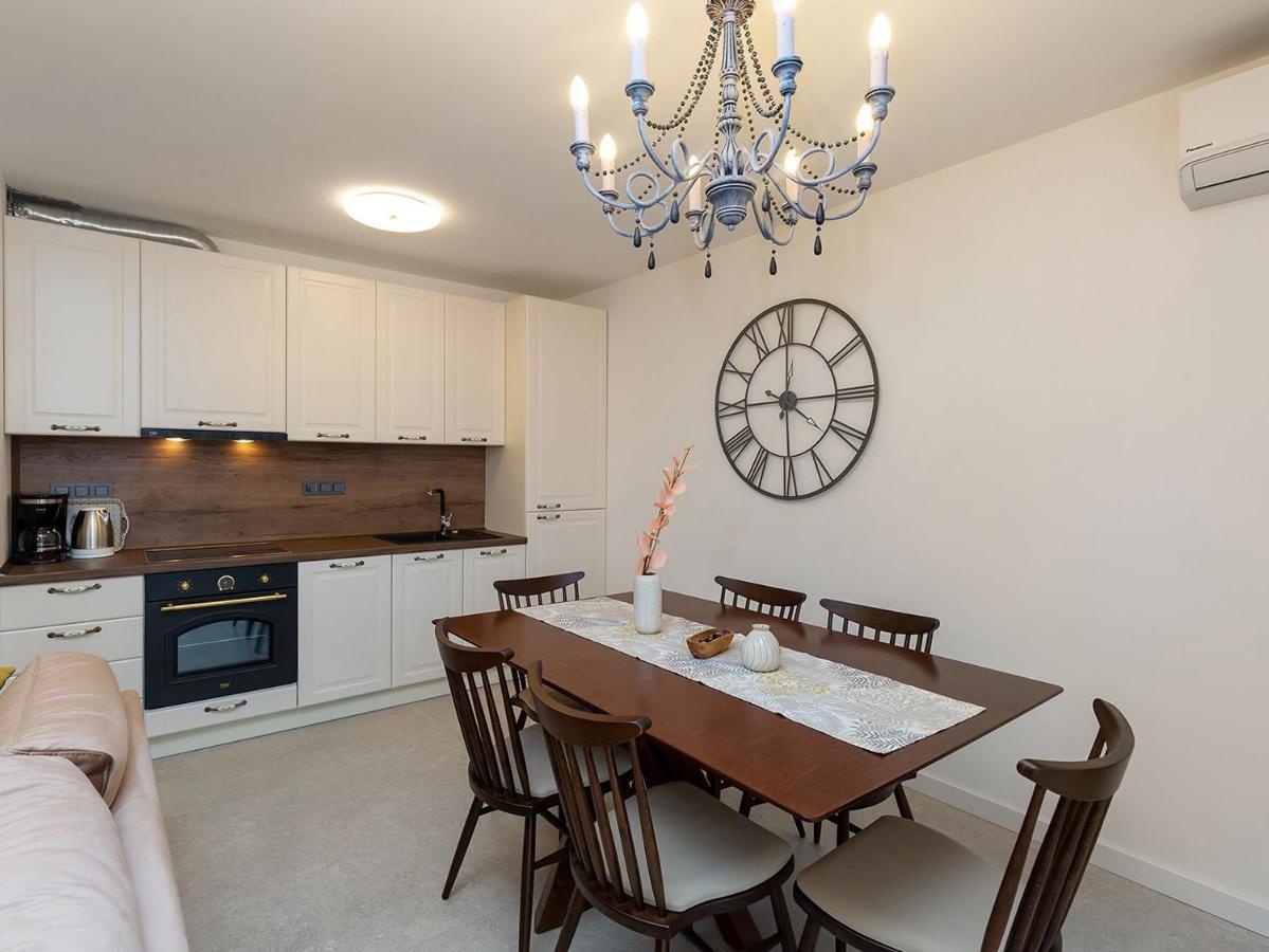 Residence Nar 포레치 외부 사진